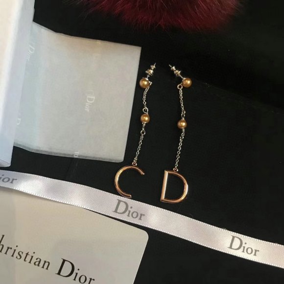 Earrings - Picture 3 of 3